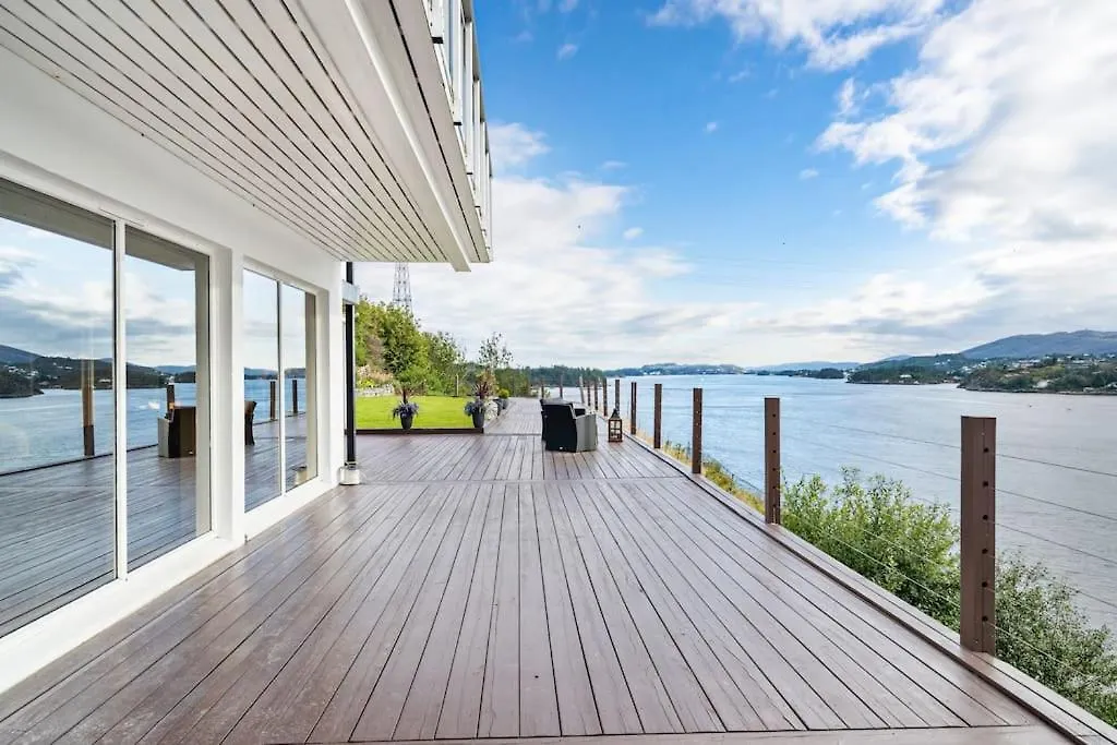 Penthouse Leilighet 200 Kvm Vakker Sjoutsikt. Apartamento Bergen